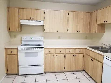 8202 Broward Place Temple Terrace FL 33637