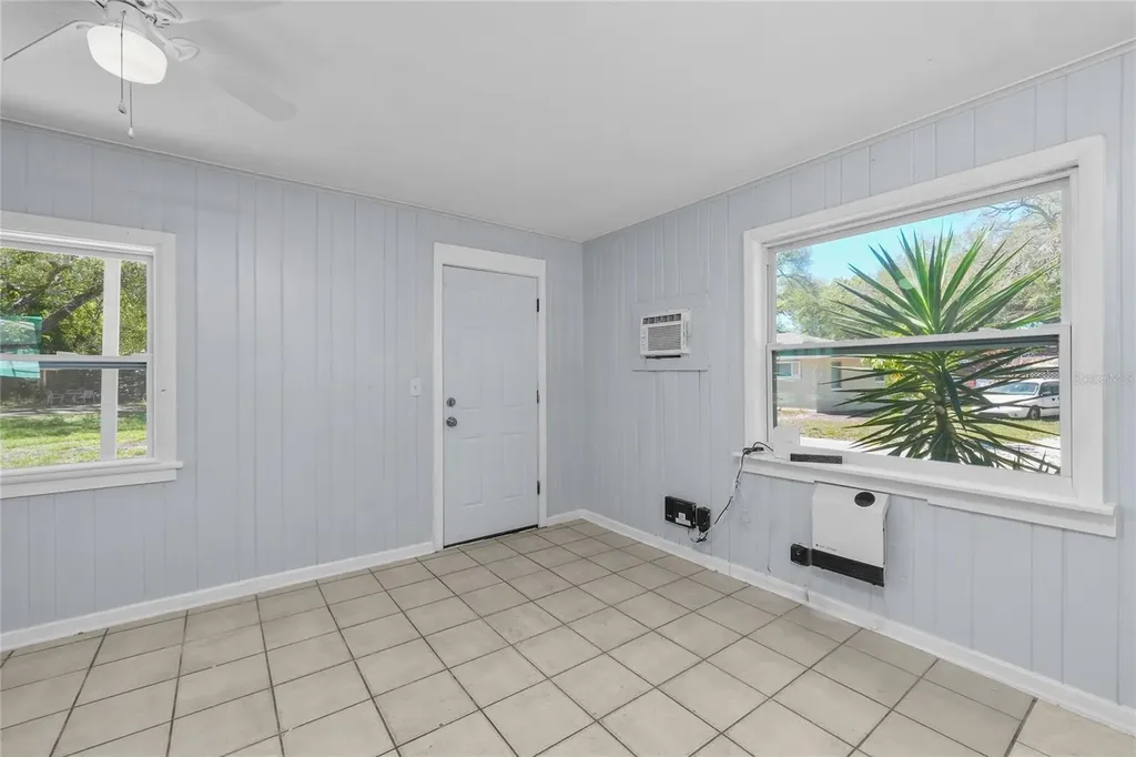614 Beverly Avenue Largo FL 33770