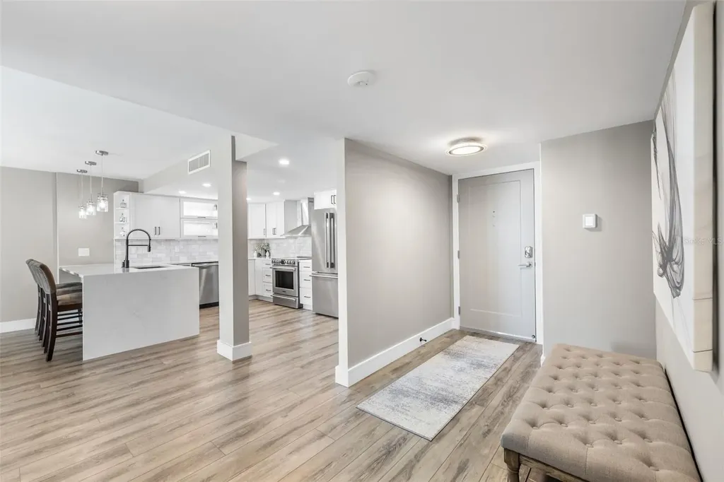 400 Island Way Clearwater Beach FL 33767