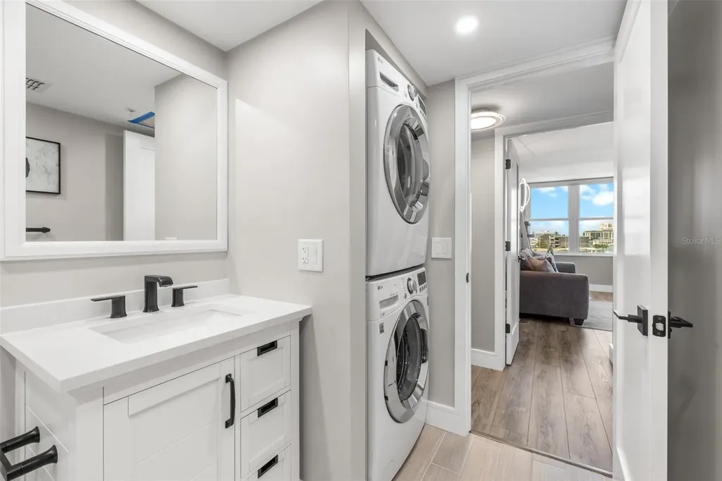 400 Island Way Clearwater Beach FL 33767
