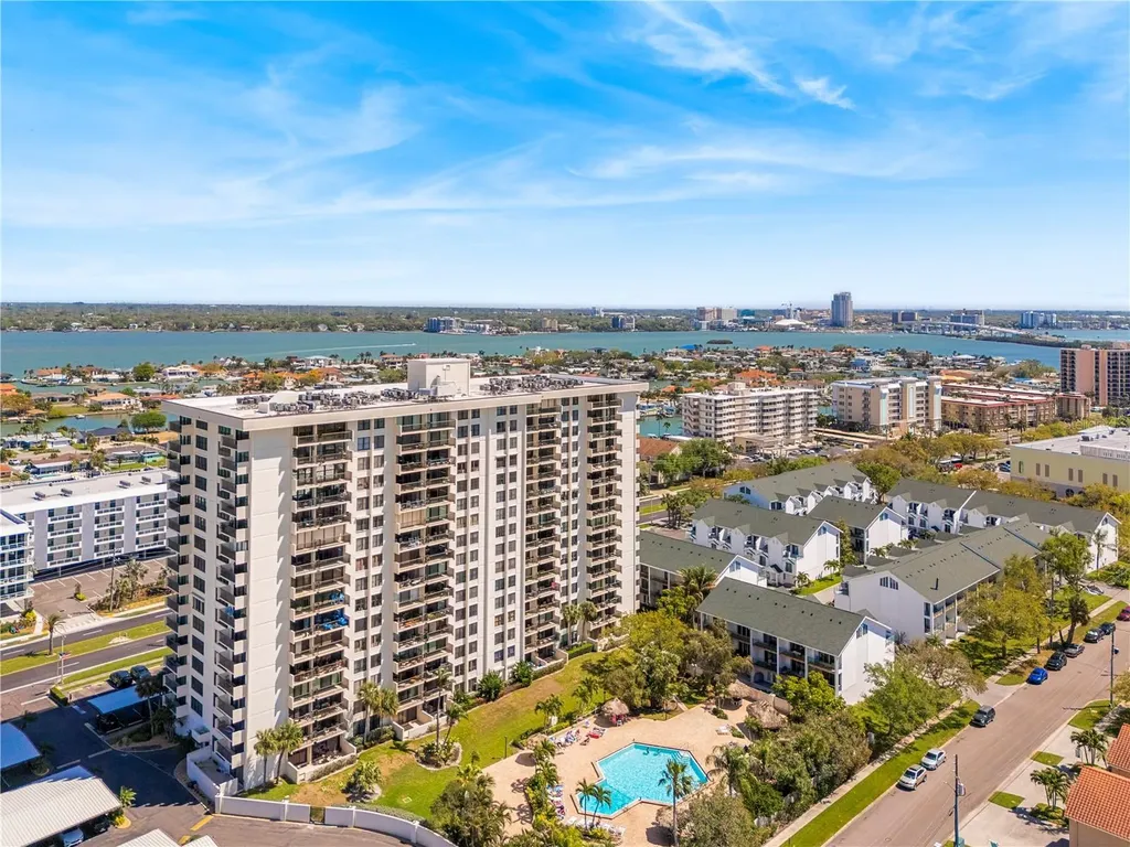 400 Island Way Clearwater Beach FL 33767