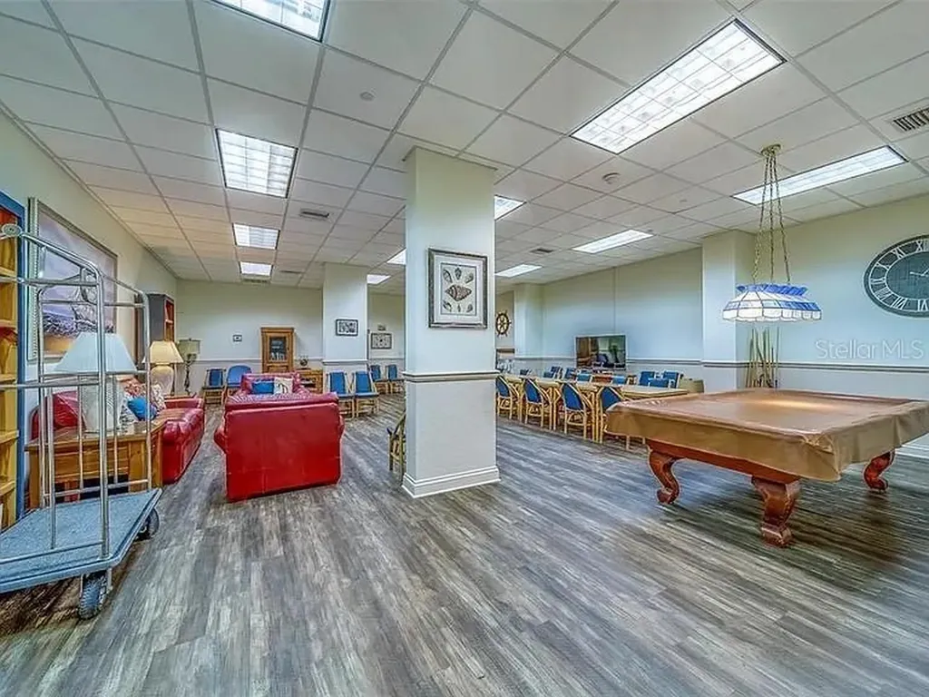 400 Island Way Clearwater Beach FL 33767