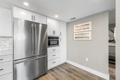400 Island Way Clearwater Beach FL 33767