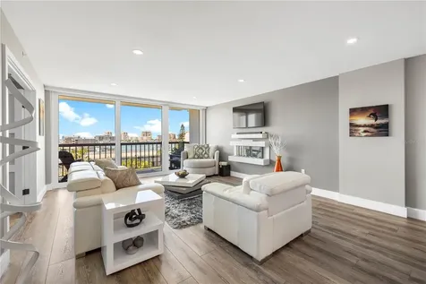 400 Island Way Clearwater Beach FL 33767