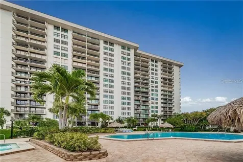 400 Island Way Clearwater Beach FL 33767