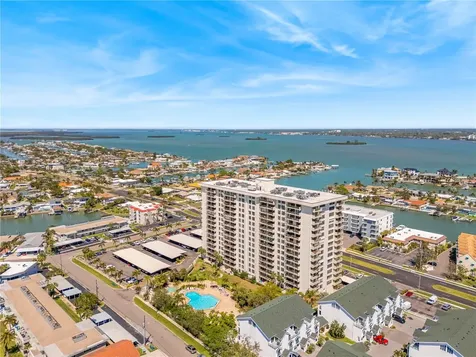 400 Island Way Clearwater Beach FL 33767