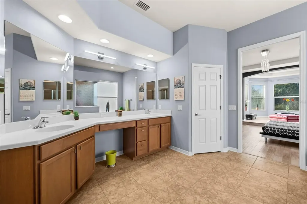 5326 Napa Drive Sarasota FL 34243