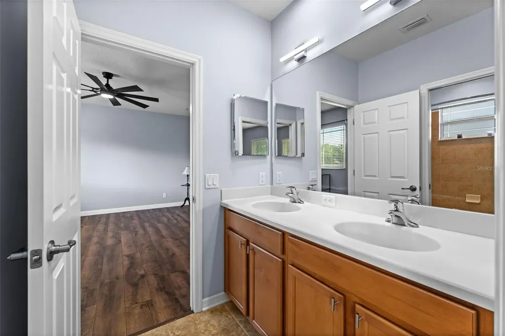 5326 Napa Drive Sarasota FL 34243
