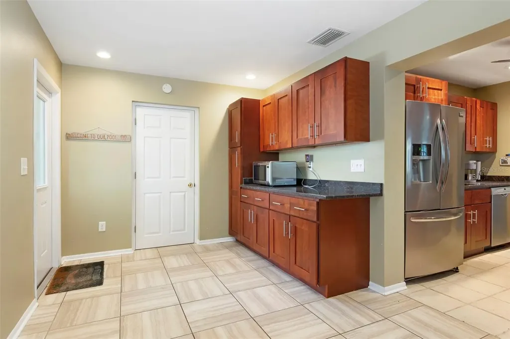5206 Newton Avenue S Gulfport FL 33707