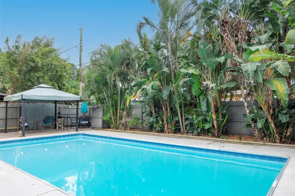 5206 Newton Avenue S Gulfport FL 33707
