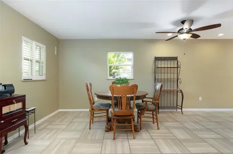 5206 Newton Avenue S Gulfport FL 33707