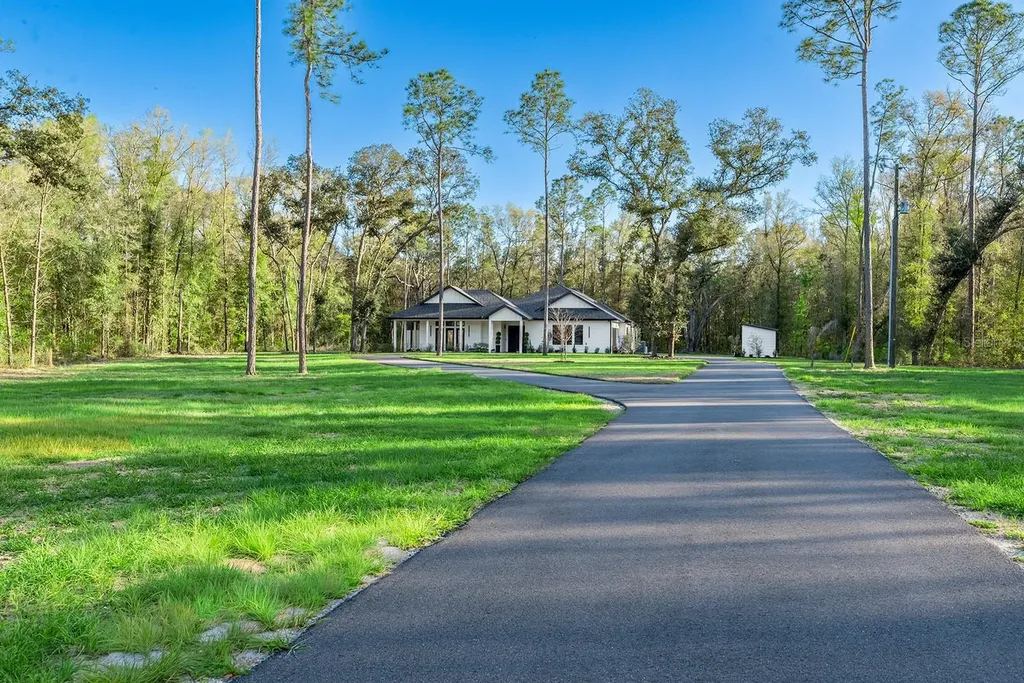 3821 NE County Road 138 High Springs FL 32643
