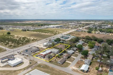 19 Evergreen Drive Lake Wales FL 33898