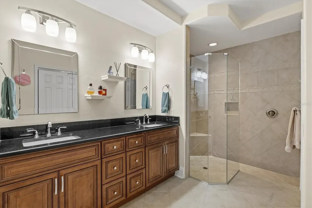 1135 Riverscape Street Bradenton FL 34208