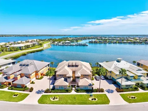 1135 Riverscape Street Bradenton FL 34208