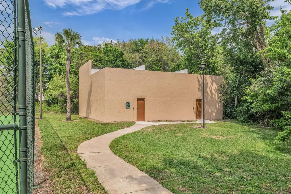 4830 S Semoran Boulevard Orlando FL 32822