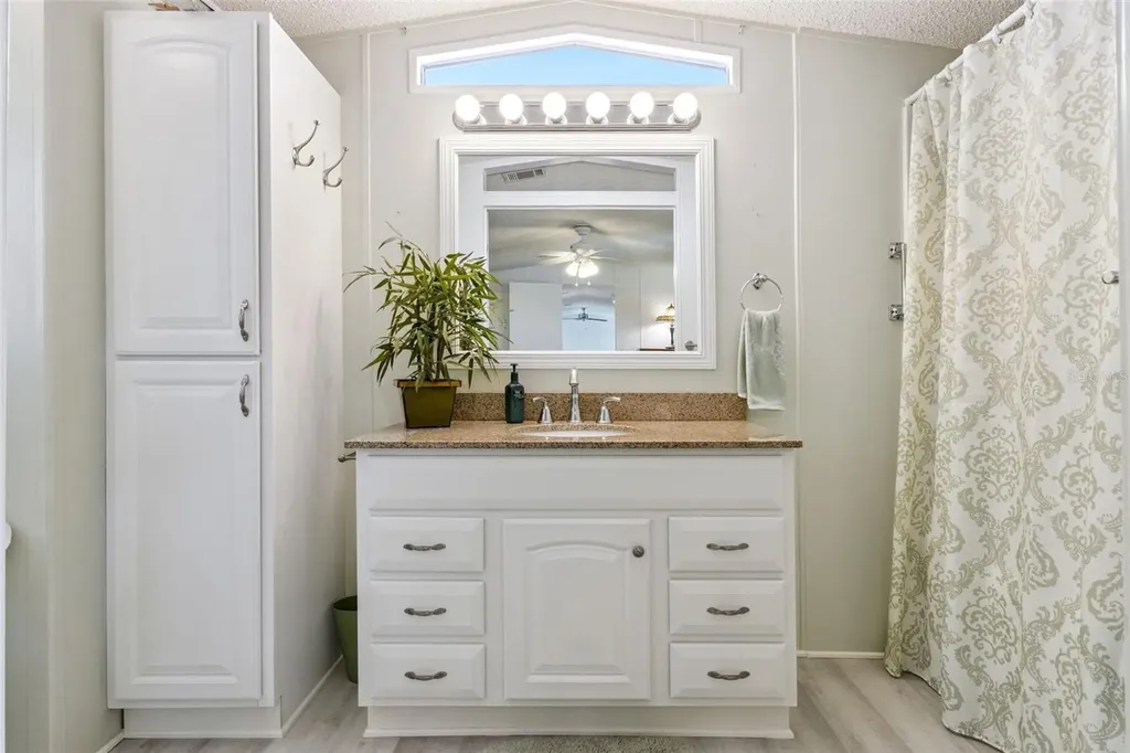 8556 Breeze Hill Drive Lake Wales FL 33898