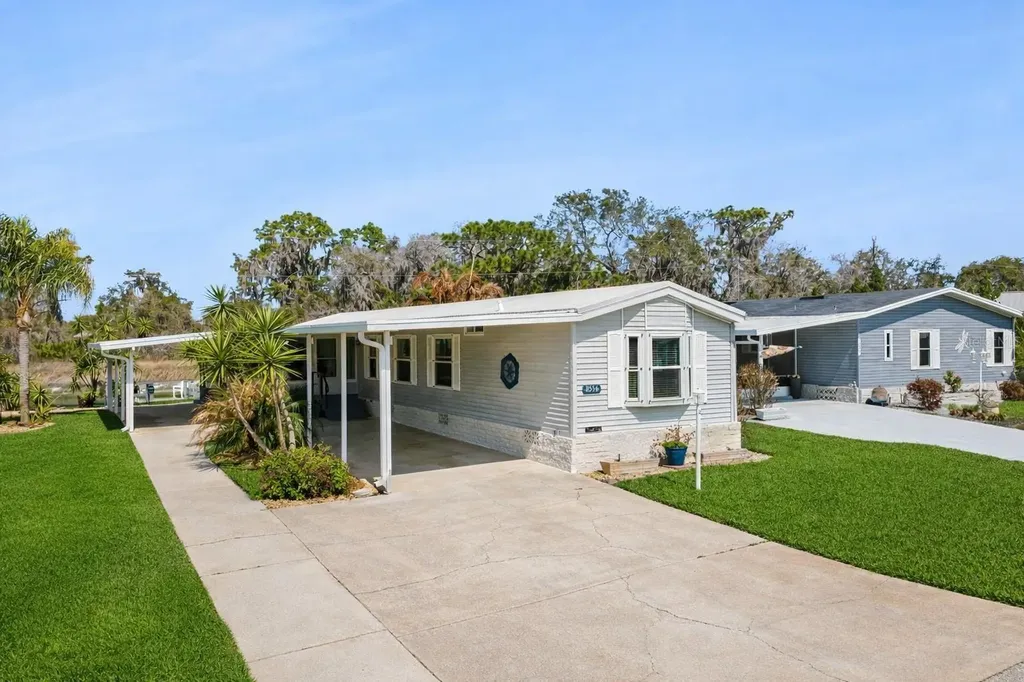 8556 Breeze Hill Drive Lake Wales FL 33898