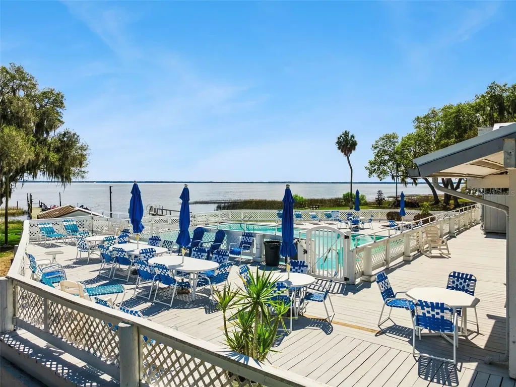 8556 Breeze Hill Drive Lake Wales FL 33898