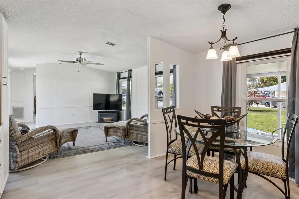 8556 Breeze Hill Drive Lake Wales FL 33898