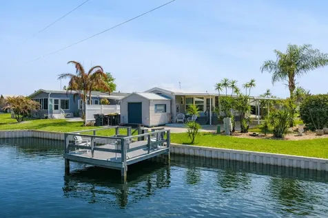 8556 Breeze Hill Drive Lake Wales FL 33898