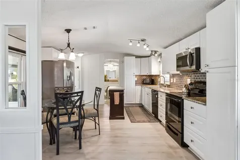 8556 Breeze Hill Drive Lake Wales FL 33898