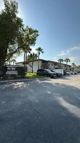 6128 Curry Ford Orlando FL 32822