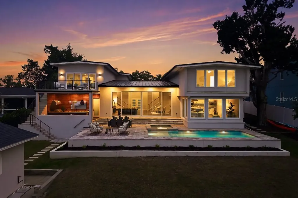 915 Bayshore Drive Tarpon Springs FL 34689