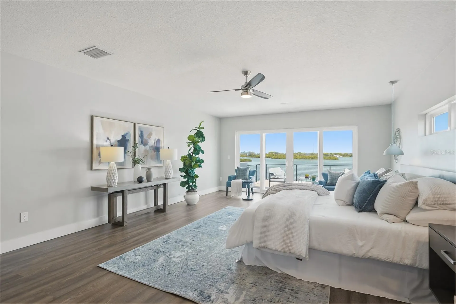 915 Bayshore Drive Tarpon Springs FL 34689