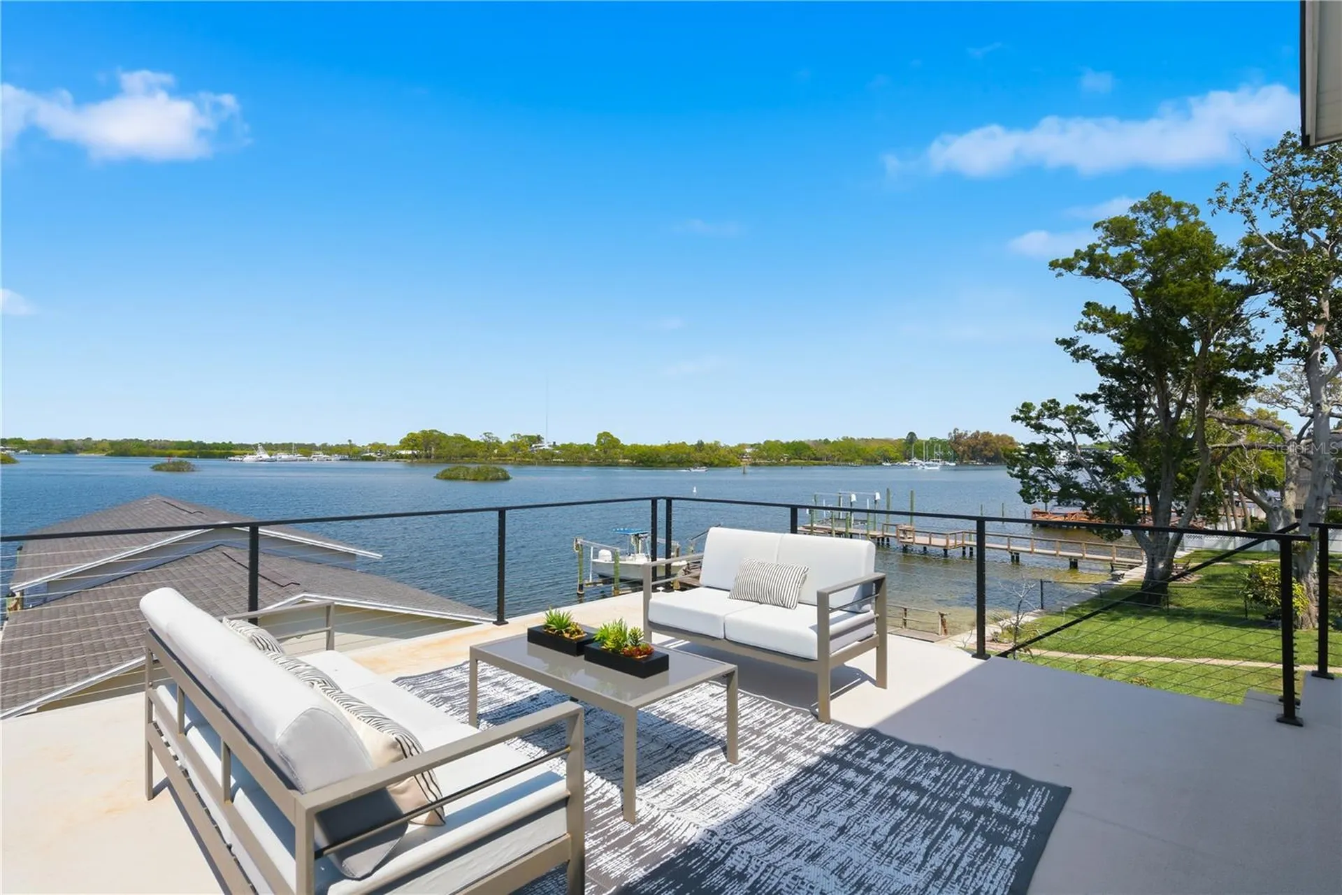 915 Bayshore Drive Tarpon Springs FL 34689