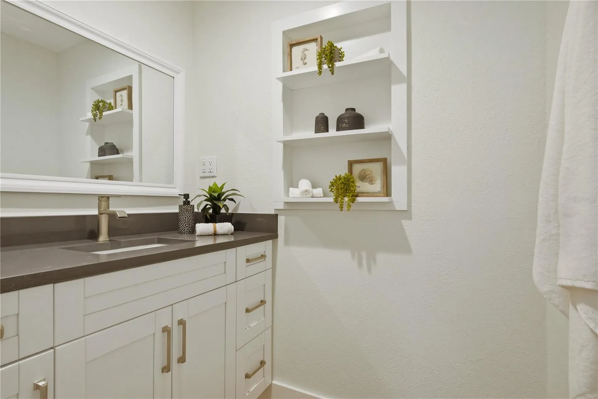 915 Bayshore Drive Tarpon Springs FL 34689