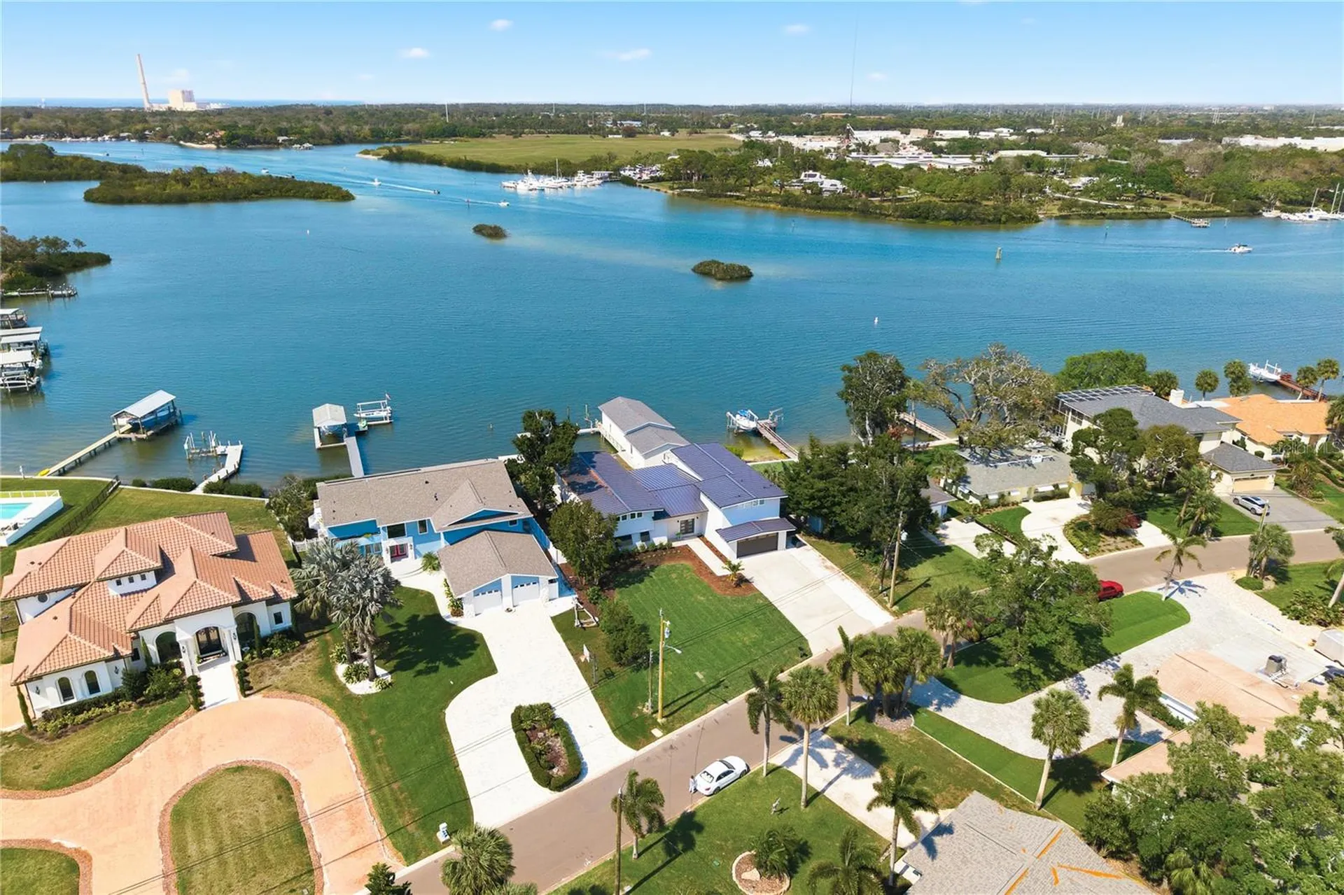 915 Bayshore Drive Tarpon Springs FL 34689