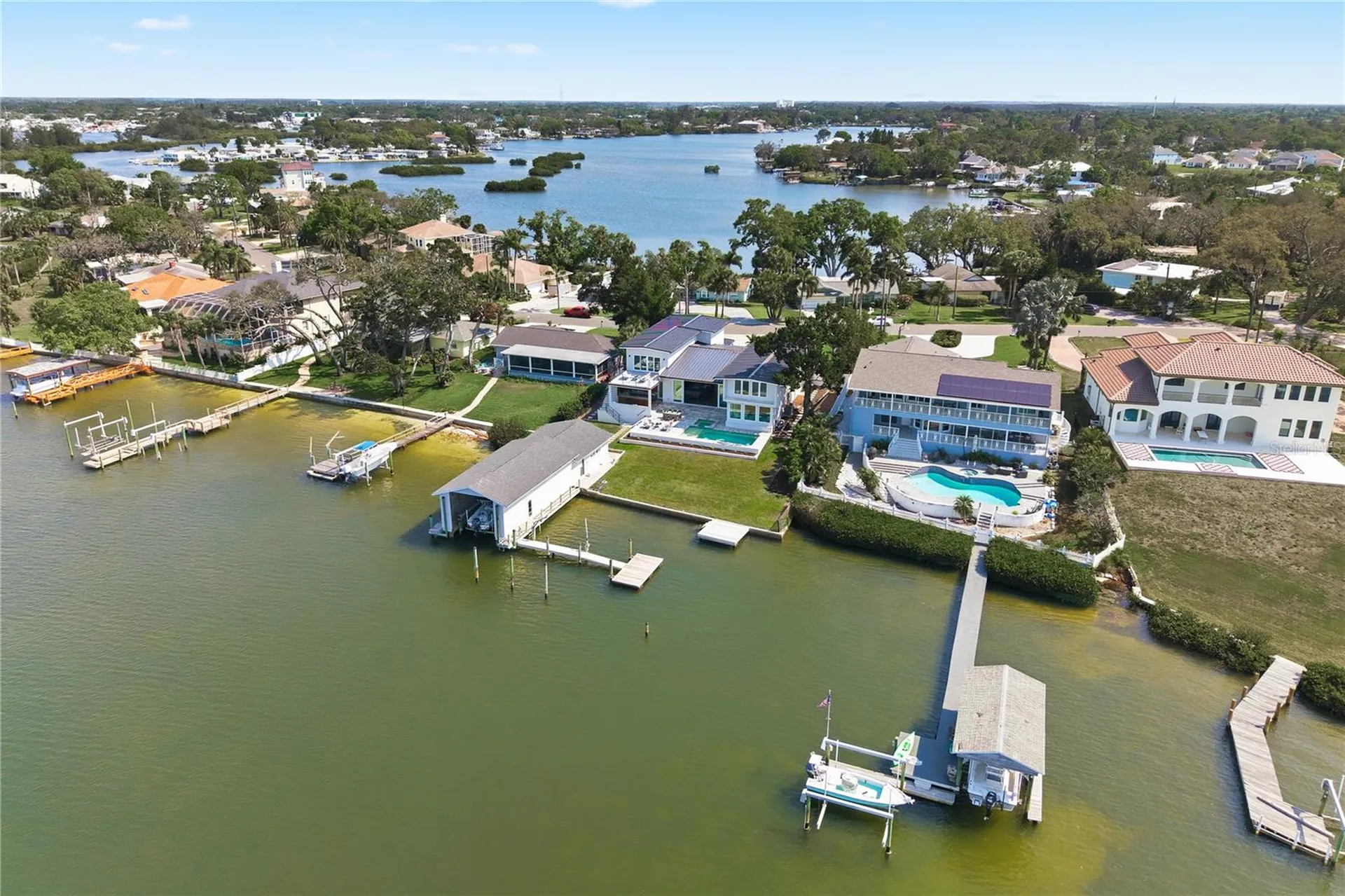 915 Bayshore Drive Tarpon Springs FL 34689