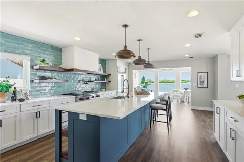 915 Bayshore Drive Tarpon Springs FL 34689