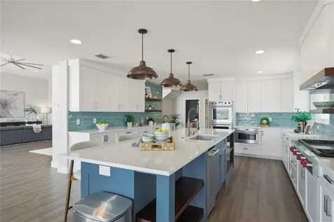 915 Bayshore Drive Tarpon Springs FL 34689