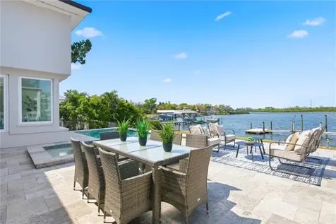 915 Bayshore Drive Tarpon Springs FL 34689