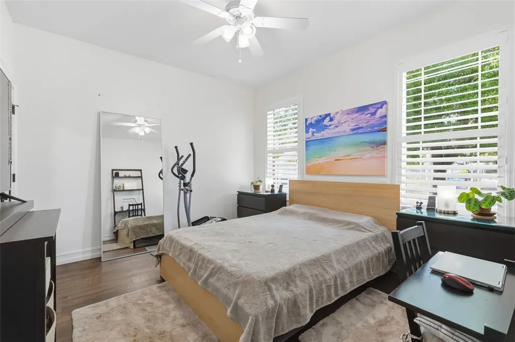 2510 W Carmen Street Tampa FL 33609