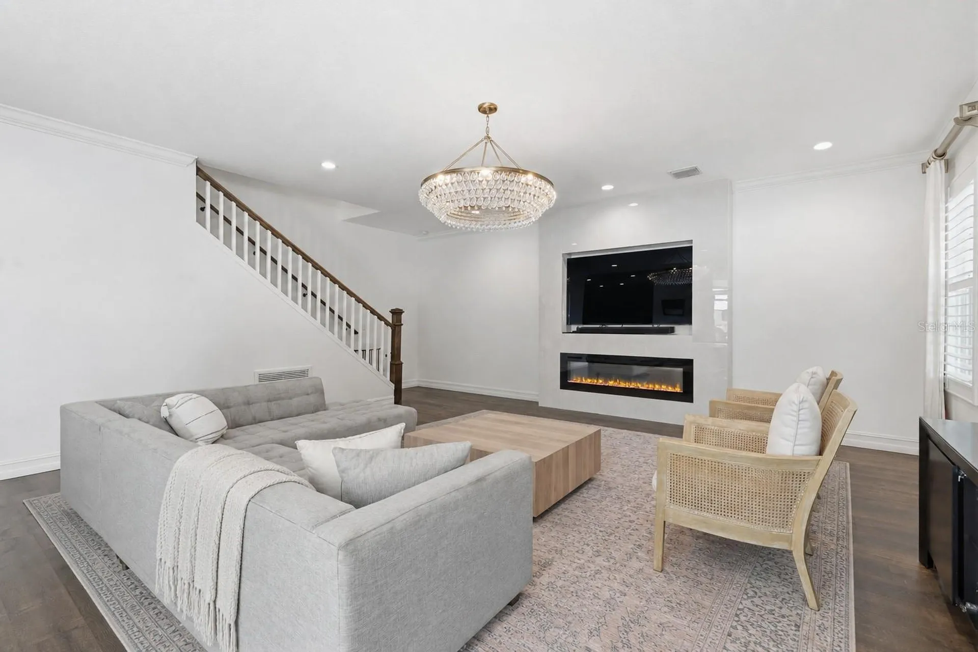 2510 W Carmen Street Tampa FL 33609