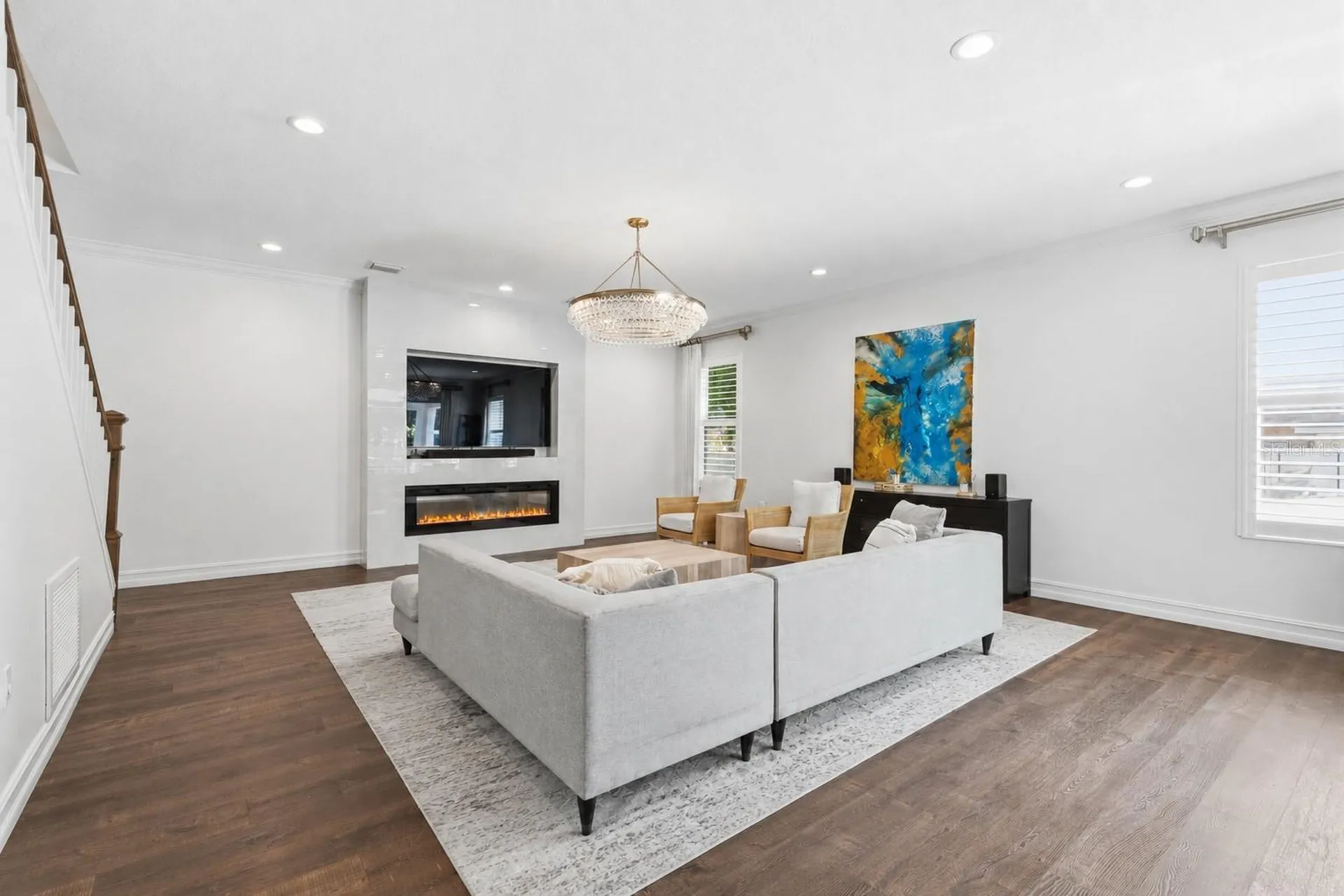 2510 W Carmen Street Tampa FL 33609