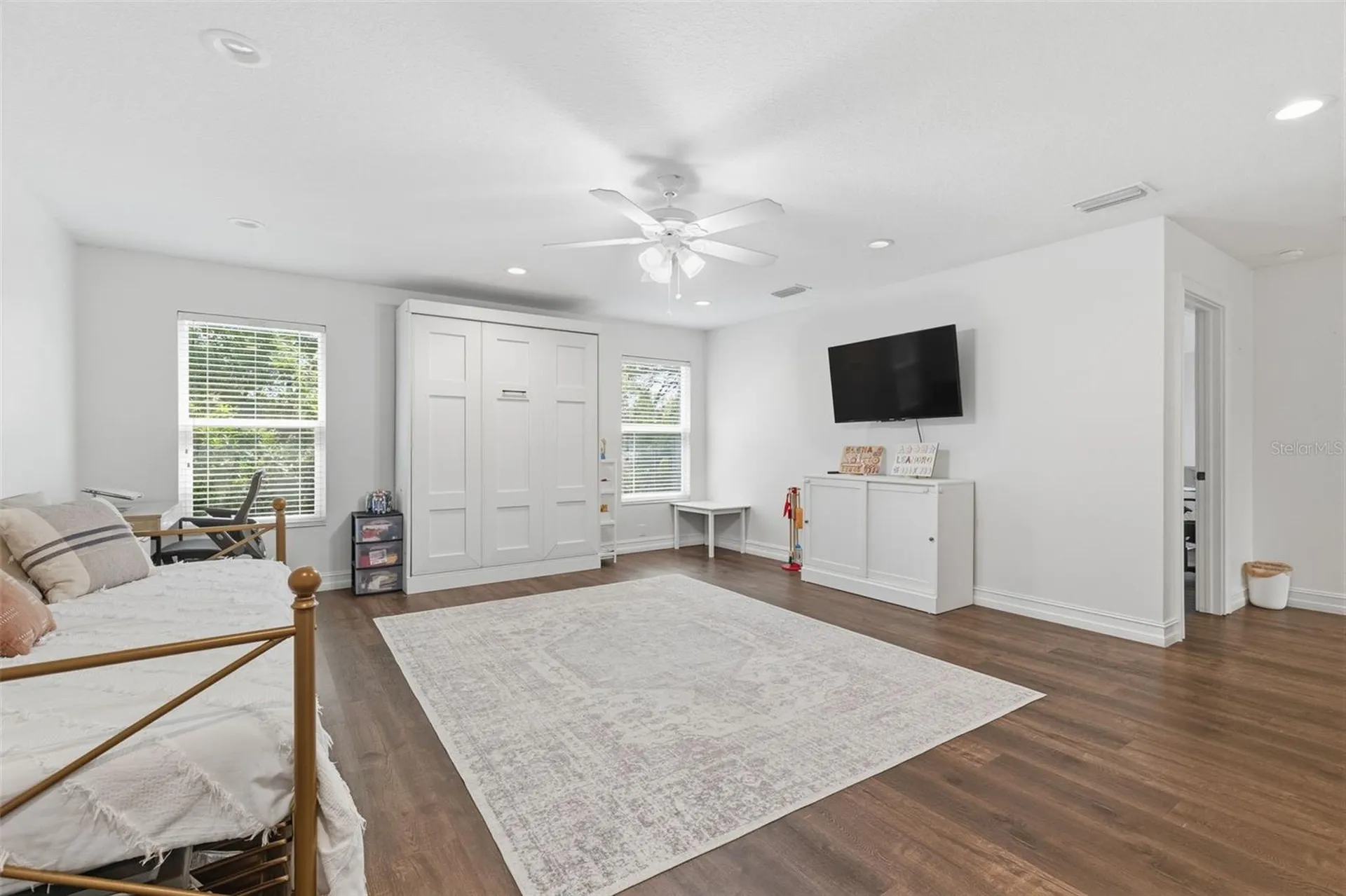 2510 W Carmen Street Tampa FL 33609