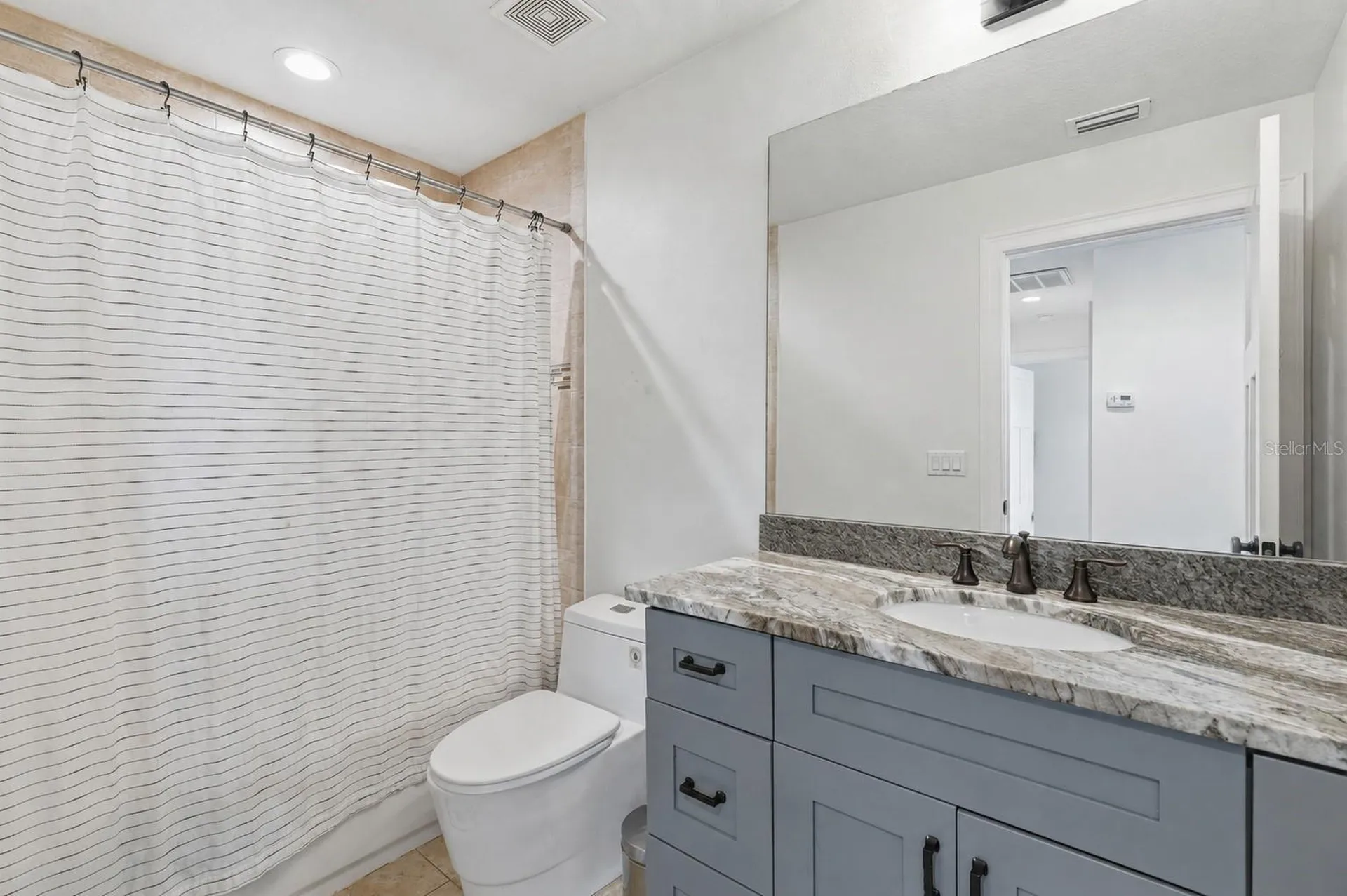 2510 W Carmen Street Tampa FL 33609