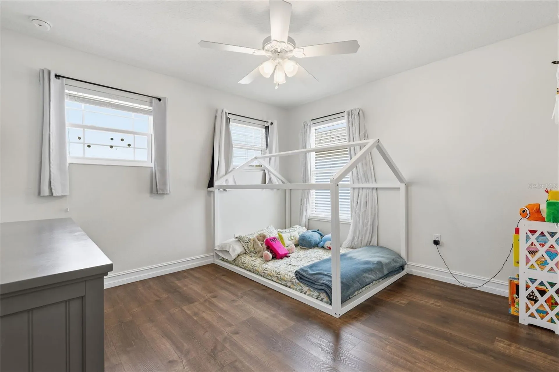 2510 W Carmen Street Tampa FL 33609