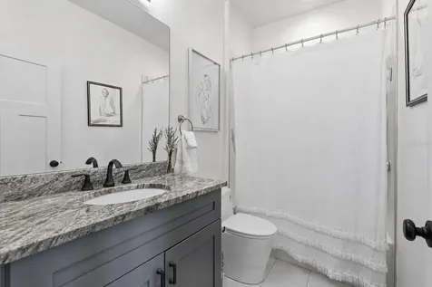 2510 W Carmen Street Tampa FL 33609