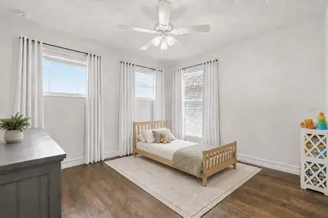 2510 W Carmen Street Tampa FL 33609