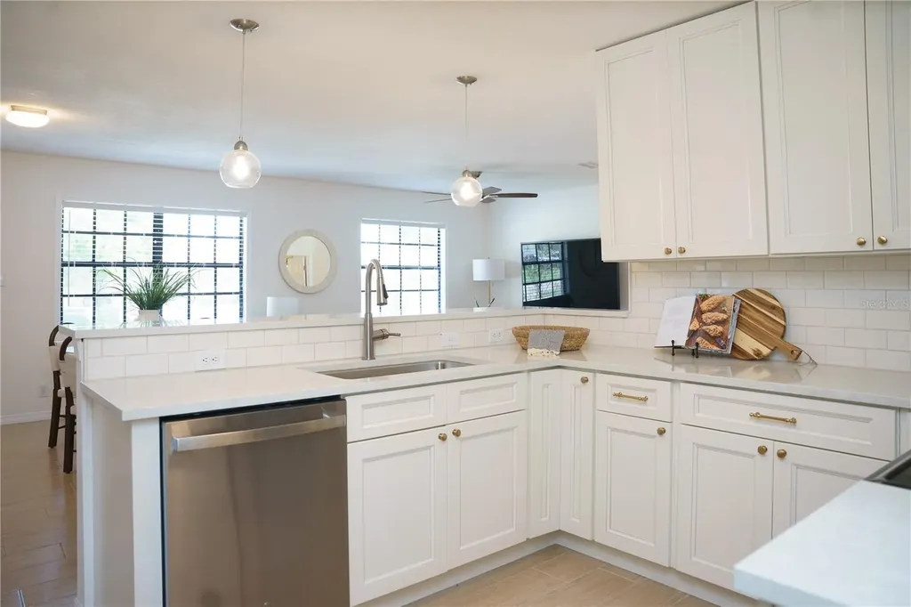4110 W Leila Avenue Tampa FL 33616
