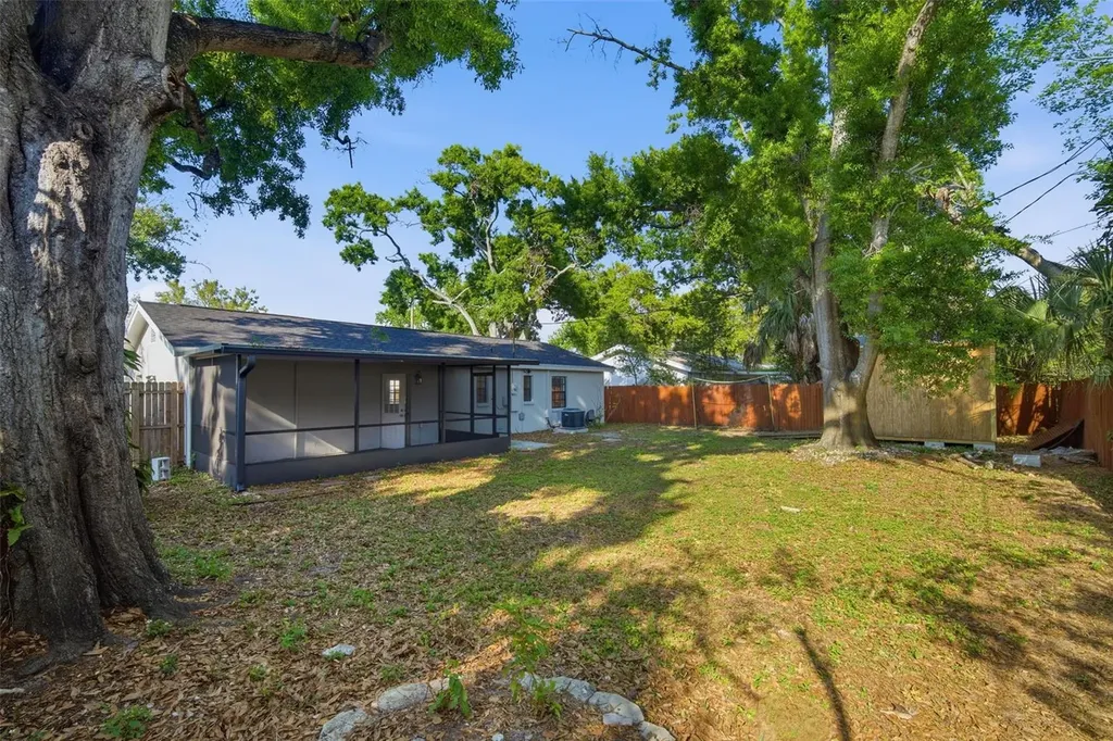 4110 W Leila Avenue Tampa FL 33616