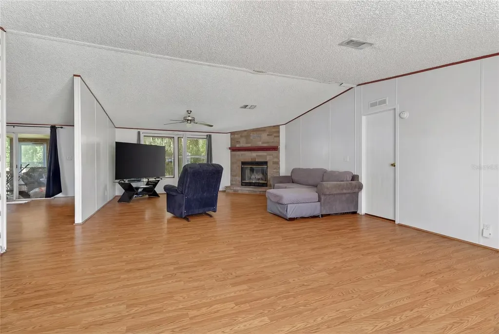 2916 Keene Country Court Plant City FL 33565