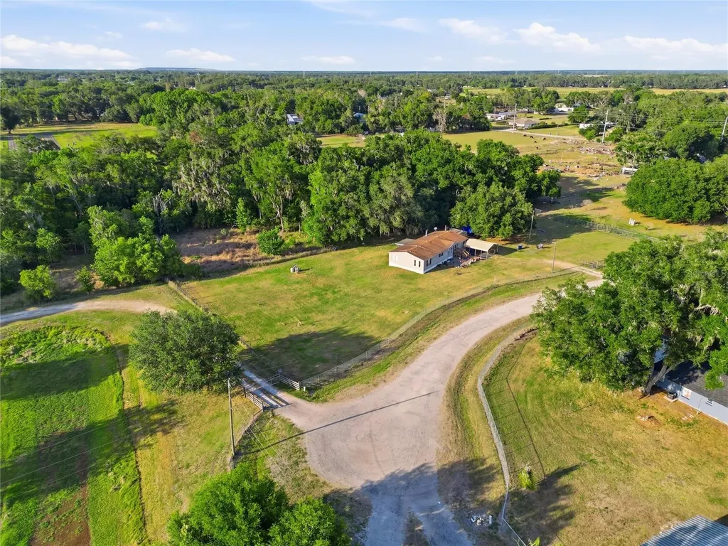 2916 Keene Country Court Plant City FL 33565