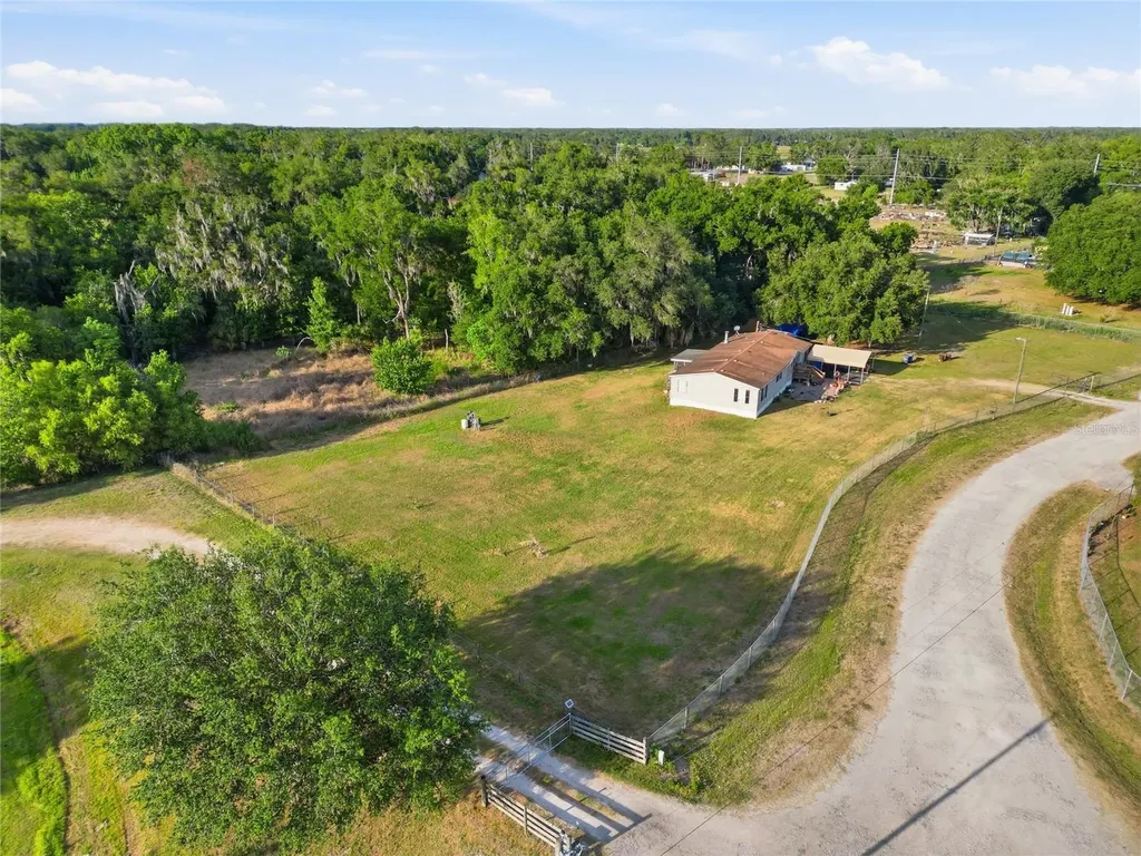 2916 Keene Country Court Plant City FL 33565