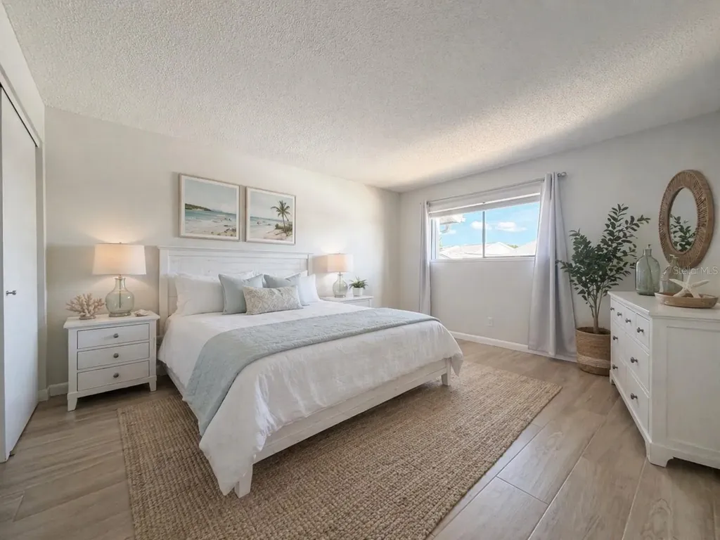 6033 34th Street W Bradenton FL 34210